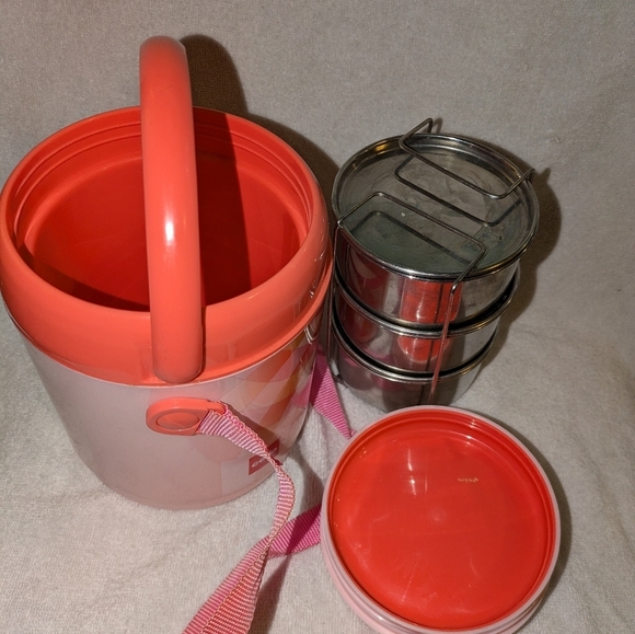 Cello Pink and Orange Insulated Lunch Carrier with Stainless Steel Containers - Picture 5 of 8